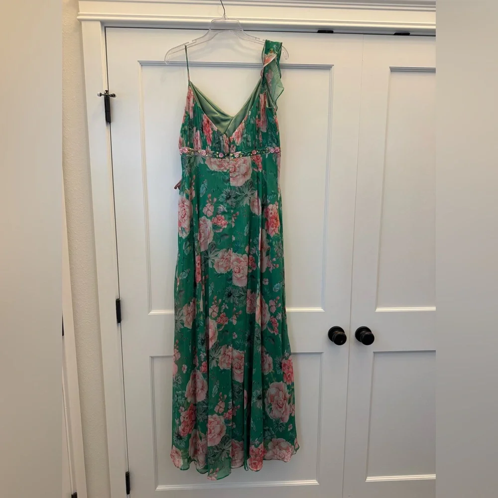 Mac Duggal Green and Pink Floral Maxi Dress - Picture 2 of 5